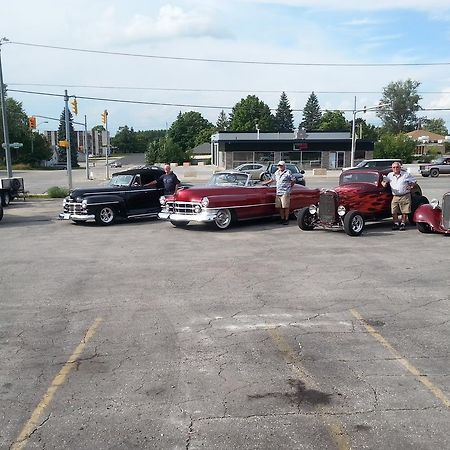 Hanover Canadiana Motel מראה חיצוני תמונה