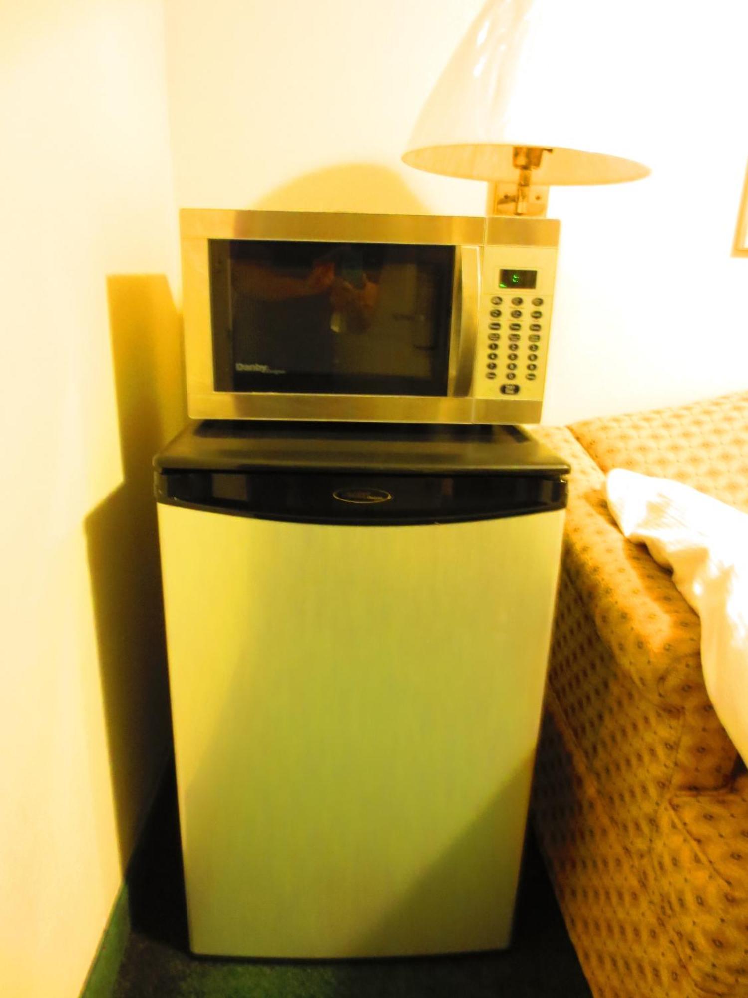 Hanover Canadiana Motel מראה חיצוני תמונה