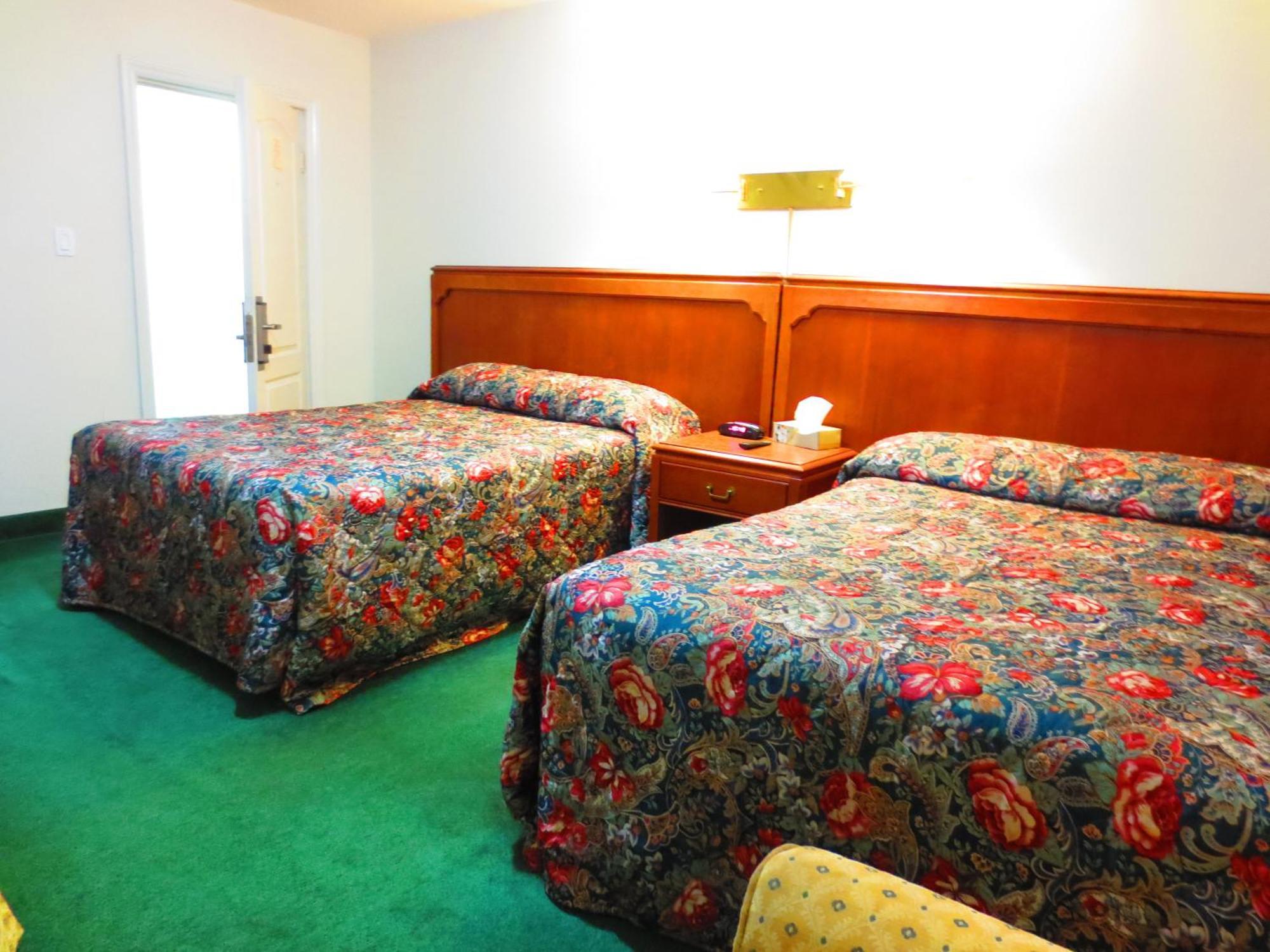 Hanover Canadiana Motel מראה חיצוני תמונה