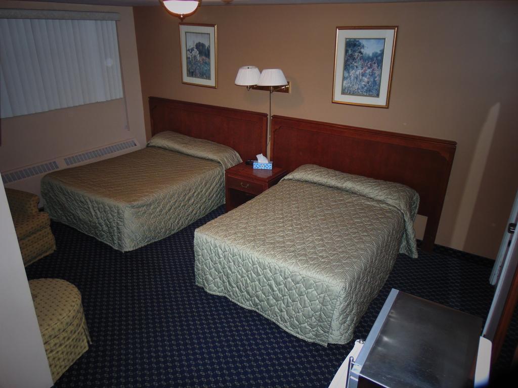 Hanover Canadiana Motel מראה חיצוני תמונה
